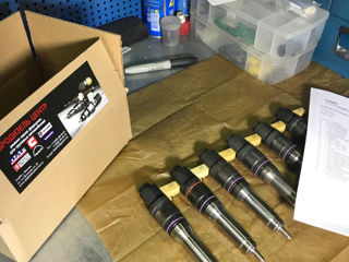Reparatii motoare diesel, injectoare si pompe de injectie. Serviciul profesional Common Rail foto 1
