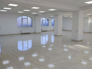 chirie spatiu comercial 250 m2 str. sfatul tarii ultracentru . foto 5