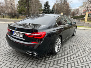 BMW 7 Series foto 7