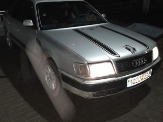 Audi 100 foto 8