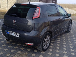 Fiat Punto фото 3