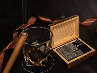 Un set elegant de pietre pentru whisky - cadoul perfect pentru cunoscători! foto 1
