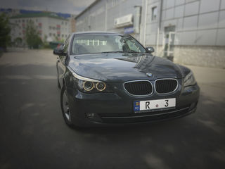 BMW 5 Series foto 1