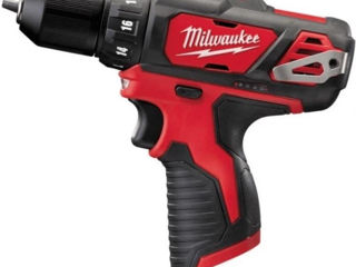 Set scule pe acumulator / набор  milwaukee m12bpp4a-202b;12v 2 x 2ah; 4933441240 foto 2