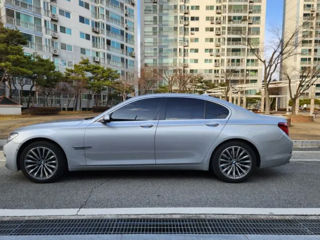 BMW 7 Series foto 3