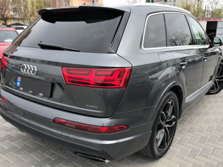 Audi Q7 foto 3