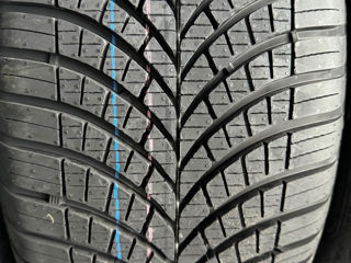 245/45 R19 Goodyear Vector 4seasons foto 4