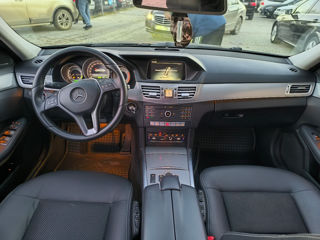 Mercedes E-Class foto 9