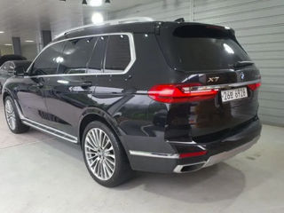 BMW X7 foto 2