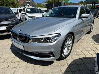 BMW 5 Series foto 3