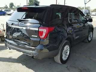 Ford Explorer foto 4