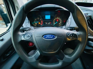 Ford foto 5