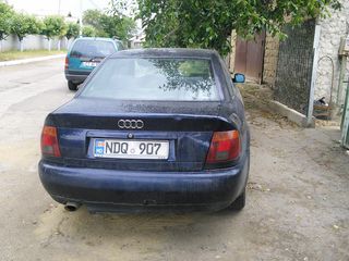 Audi A4 foto 1