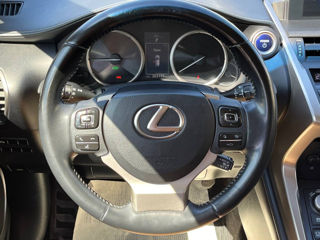 Lexus NX Series foto 8