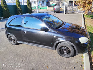 Opel Corsa foto 2