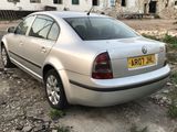 Skoda Superb foto 3