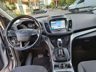 Ford Kuga foto 6