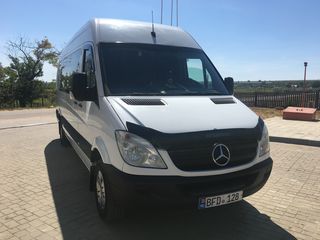 Mercedes Sprinter 319 foto 1