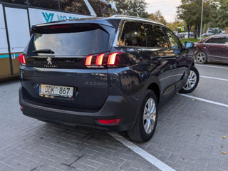 Peugeot 5008 foto 4