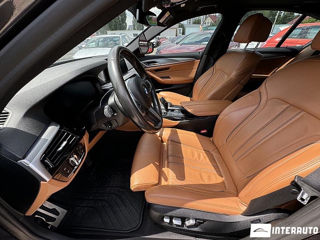 BMW 5 Series foto 8