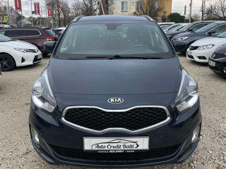 KIA Carens foto 5