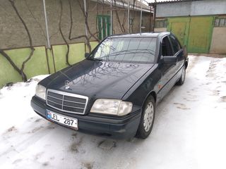 Mercedes C Class foto 3