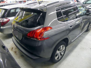 Peugeot 2008 foto 8