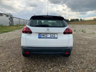 Peugeot 2008 foto 6