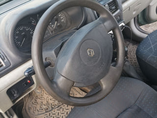 Renault Clio foto 5