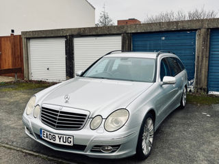 Mercedes E-Class foto 6