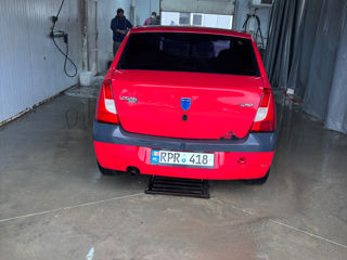 Dacia Logan foto 2