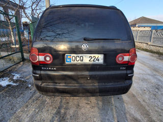 Volkswagen Sharan foto 7