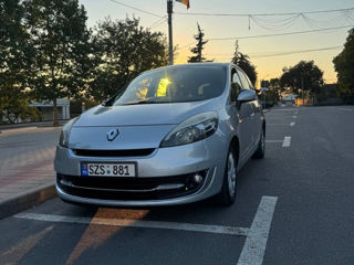 Renault Grand Scenic foto 3