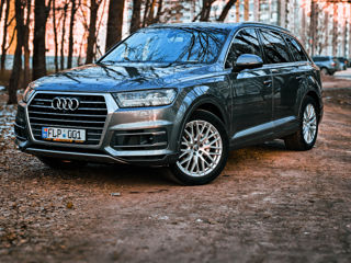 Audi Q7 foto 10