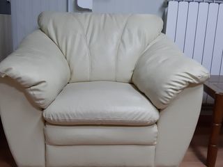 Кожаный диван с креслами foto 3