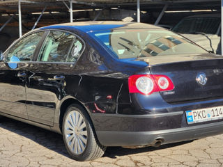 Volkswagen Passat foto 3