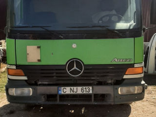 Mercedes 815 foto 1