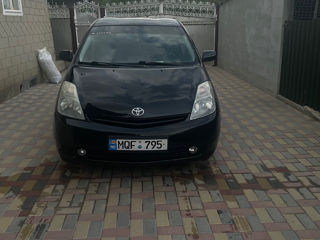 Toyota Prius foto 1