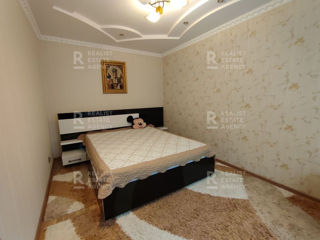 Apartament cu 3 camere, 70 m², 9 cartier, Bălți foto 3