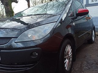 Mitsubishi Colt foto 8