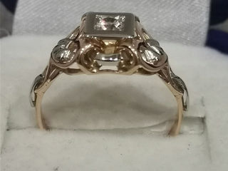 Женское золотое кольцо 750 пробы.Inel din aur 750pr. foto 3