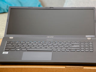 Acer TravelMate 15/ Core I5 10210U/ 16Gb Ram/ 256Gb SSD/ 15.6" HD!!! foto 12