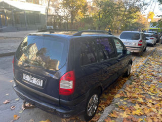 Opel Zafira foto 3