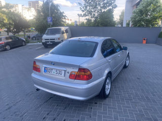 BMW 3 Series foto 4