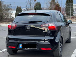 KIA Rio foto 4