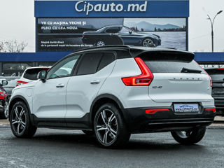 Volvo XC40 foto 2