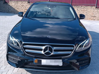 Mercedes E-Class foto 2