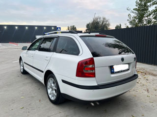 Skoda Octavia foto 4