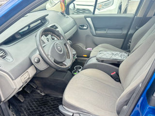 Renault Grand Scenic foto 10