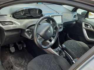 Peugeot 2008 foto 5